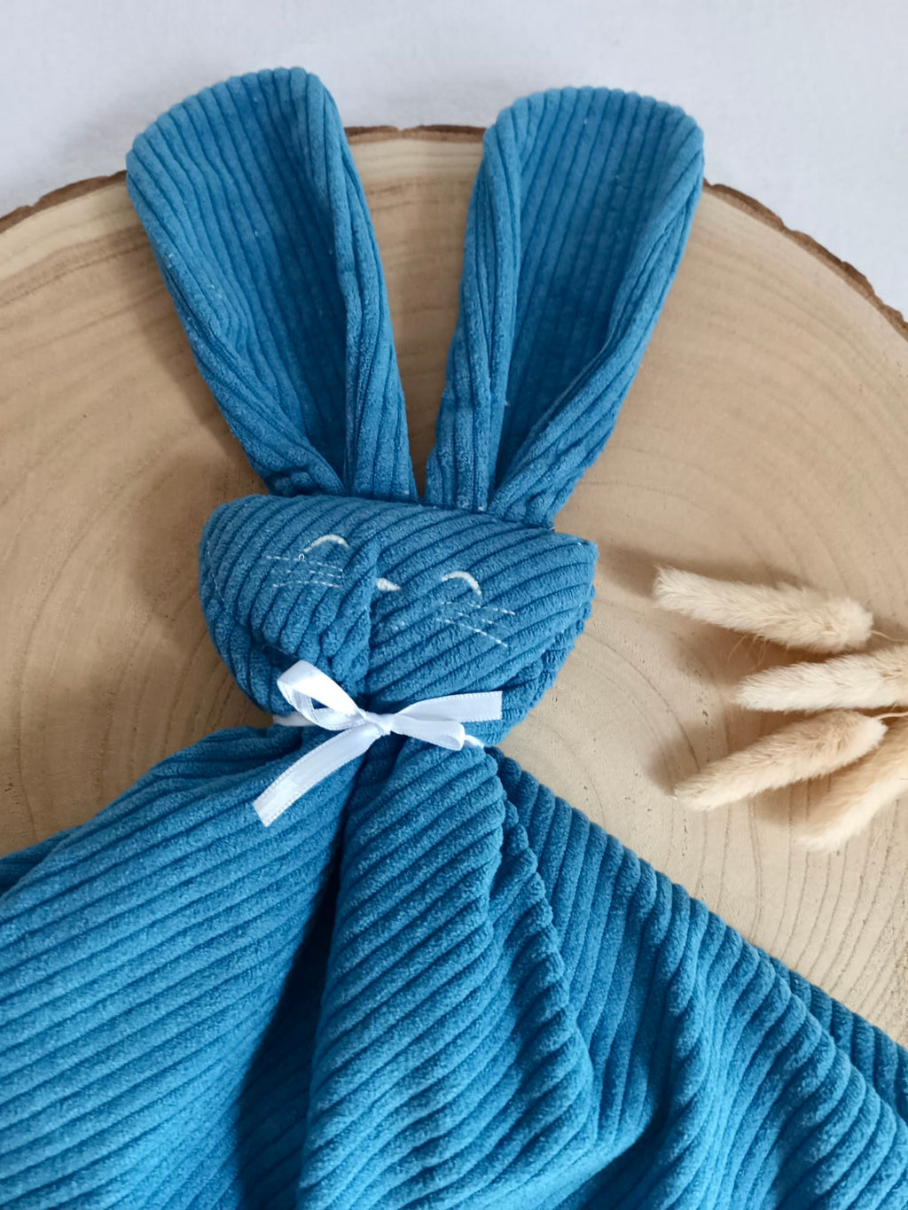 Doudou lapin yeux avec oreilles velours bleu marine