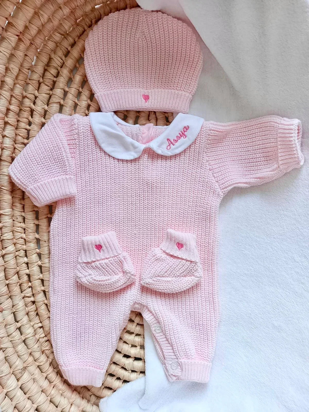 Combinaison naissance personnalisée en maille avec col – ensemble 3 pièces