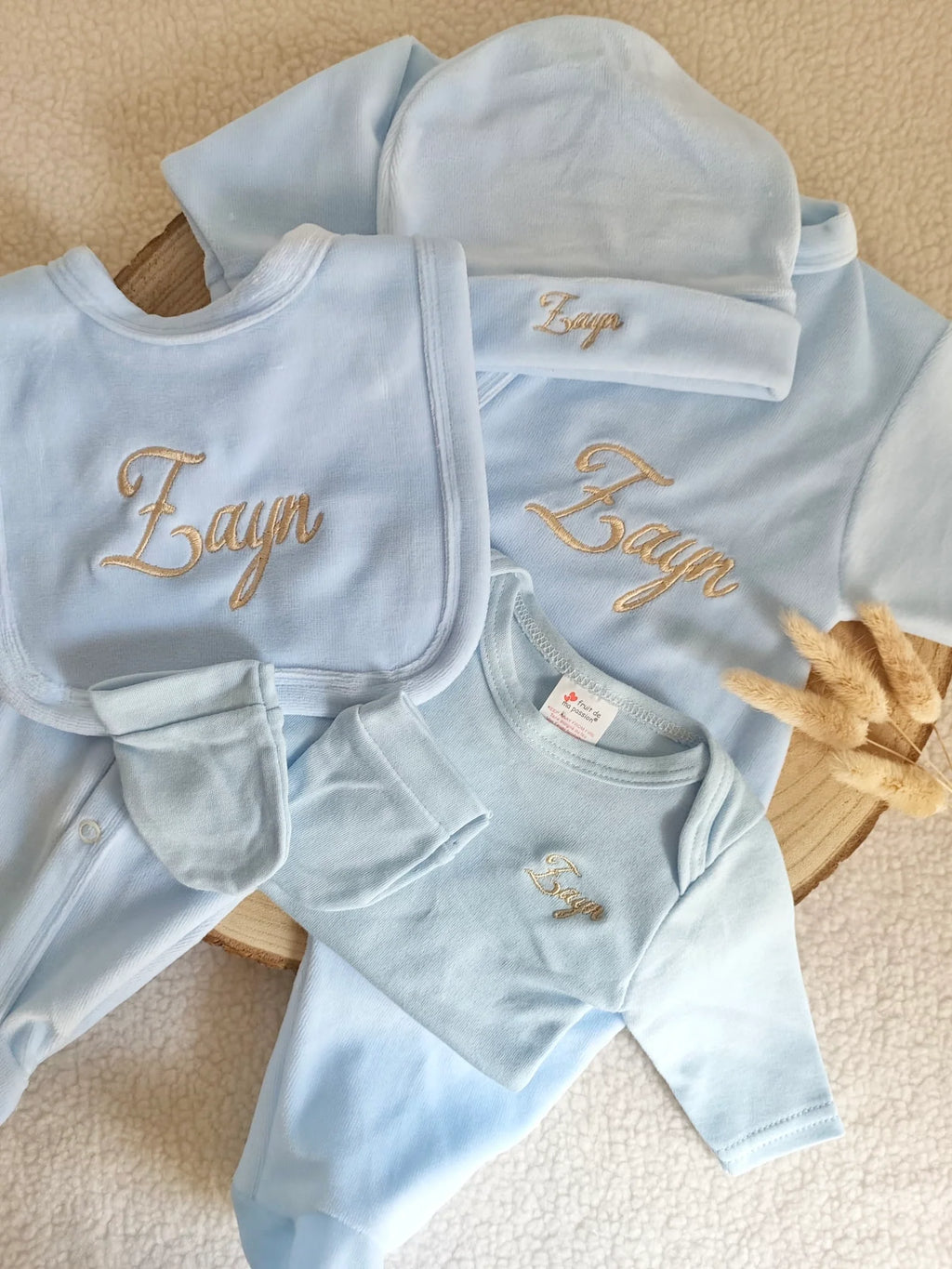 Pyjama naissance personnalisé velours – ensemble 5 pièces bébé