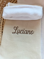 Couverture maille beige et polaire blanc - personnalisable -