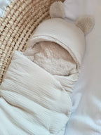 Combinaison/ Nid d’ange en gaze de coton beige et polaire beige 0/3 mois - personnalisable -