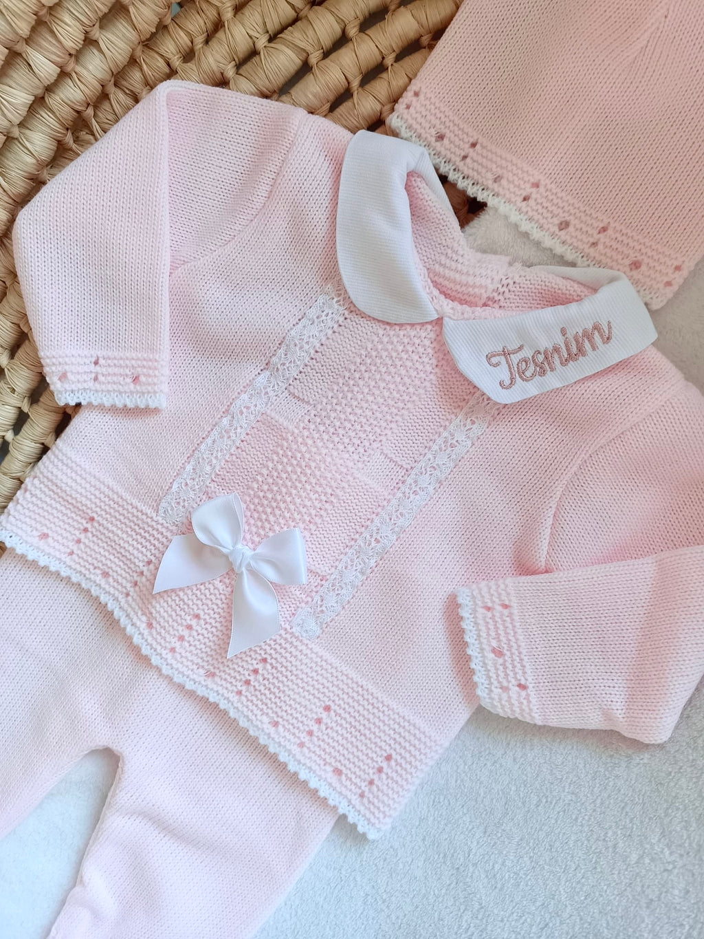 Ensemble naissance en maille personnalisé  – Douceur