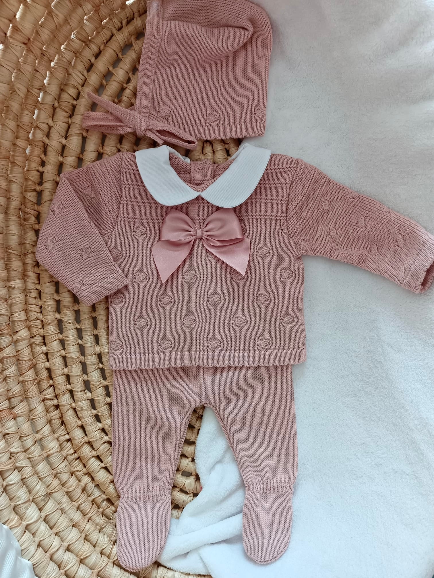 Ensemble complet vieux rose avec nœud satiné vieux rose 0/3 mois