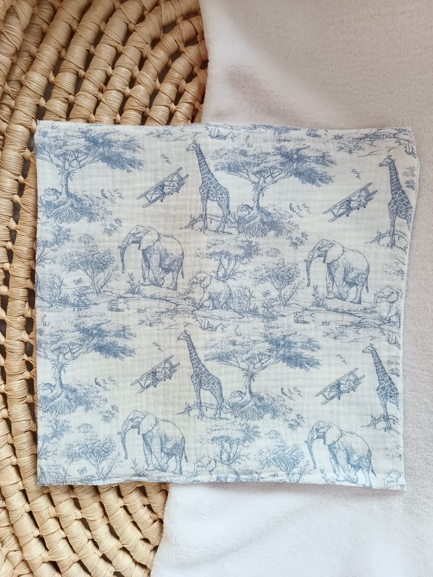 Lange en gaze de coton safari tons bleuté 60*60 personnalisable