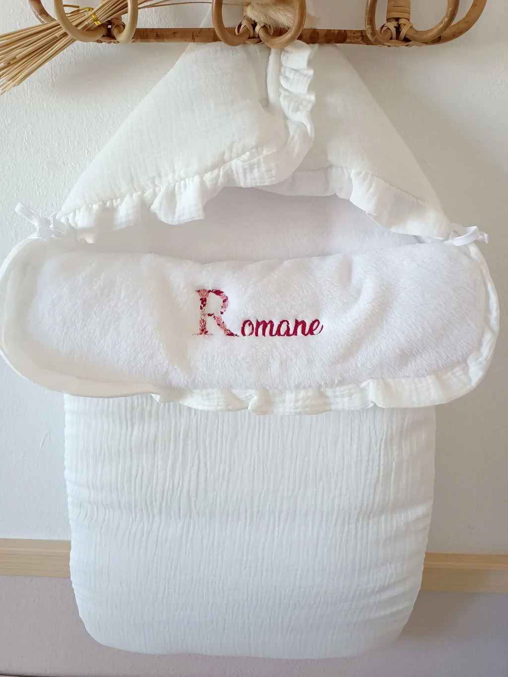 Nid d’ange personnalisé bébé en gaze de coton