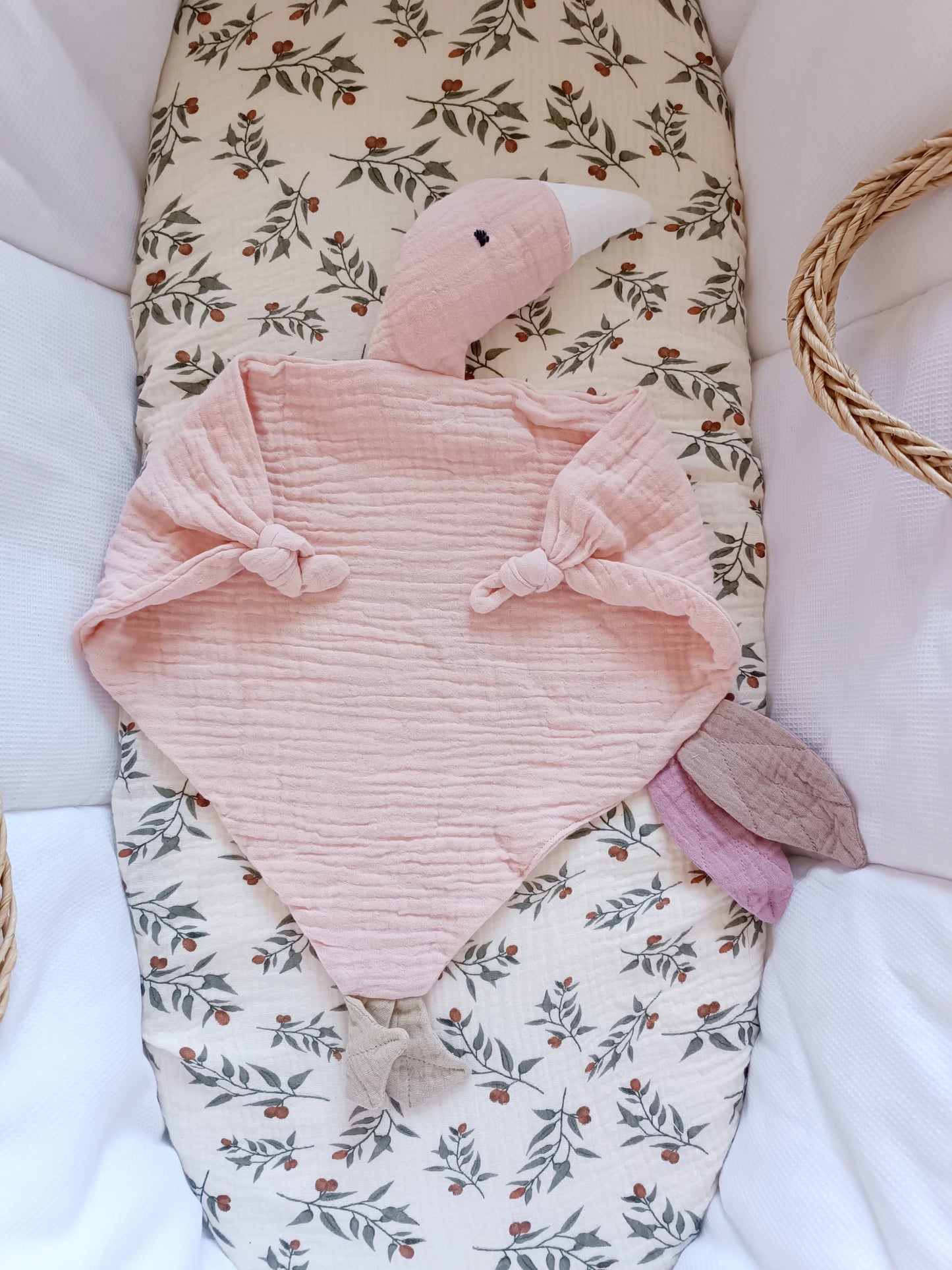 Doudou oie en gaze de coton rose pâle