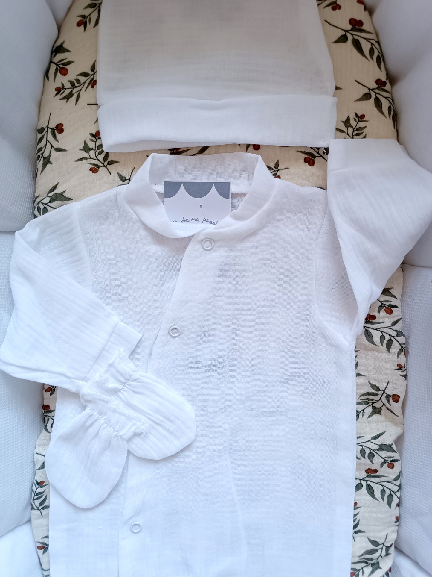 Ensemble complet pyjama en gaze de coton blanc 0/3 mois