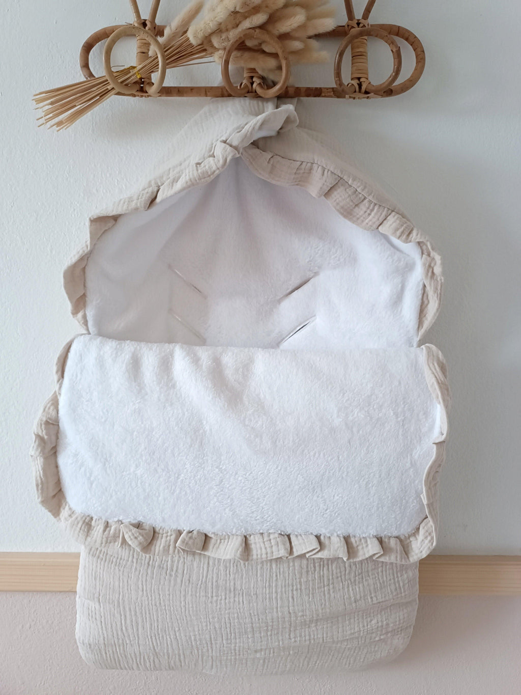 Nid d'ange en gaze de coton et polaire beige