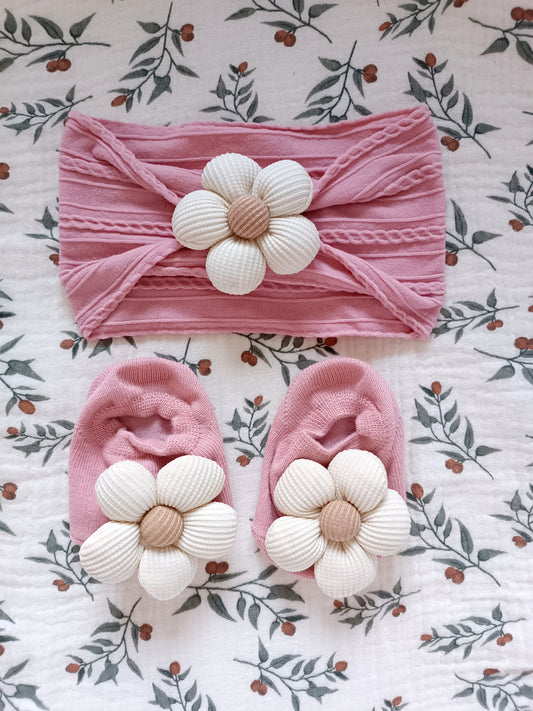 Bandeau élastique rose avec fleur TU + chaussons assortis 0/10 mois