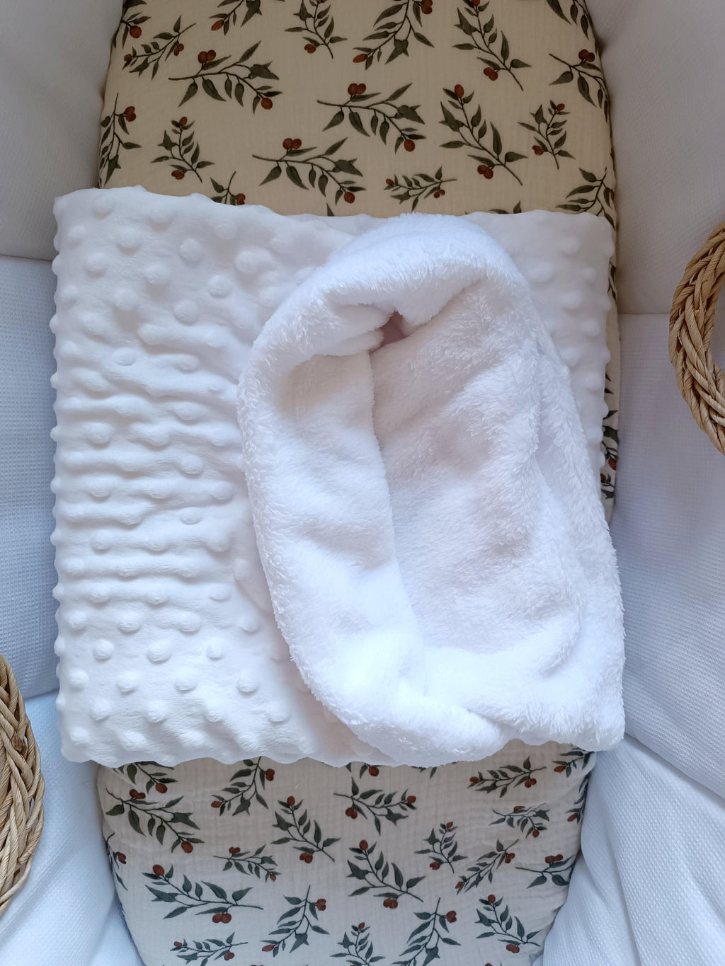 Couverture en minky blanche - personnalisable -