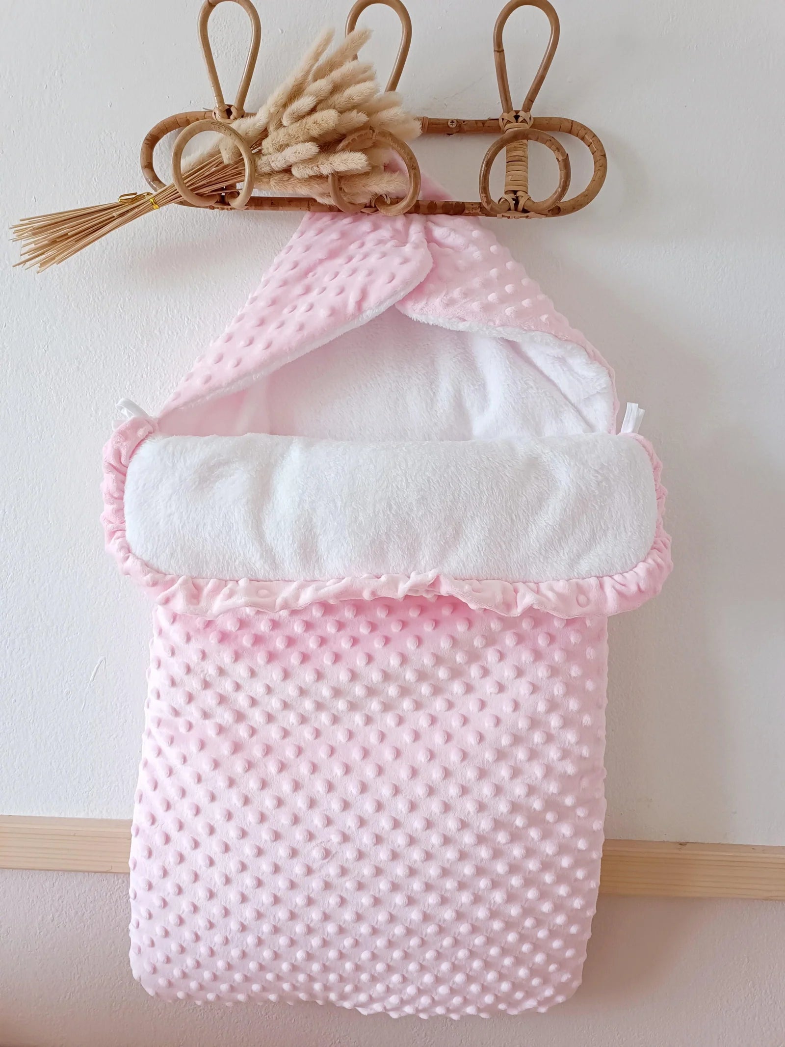 Nid d'ange bébé personnalisé minky