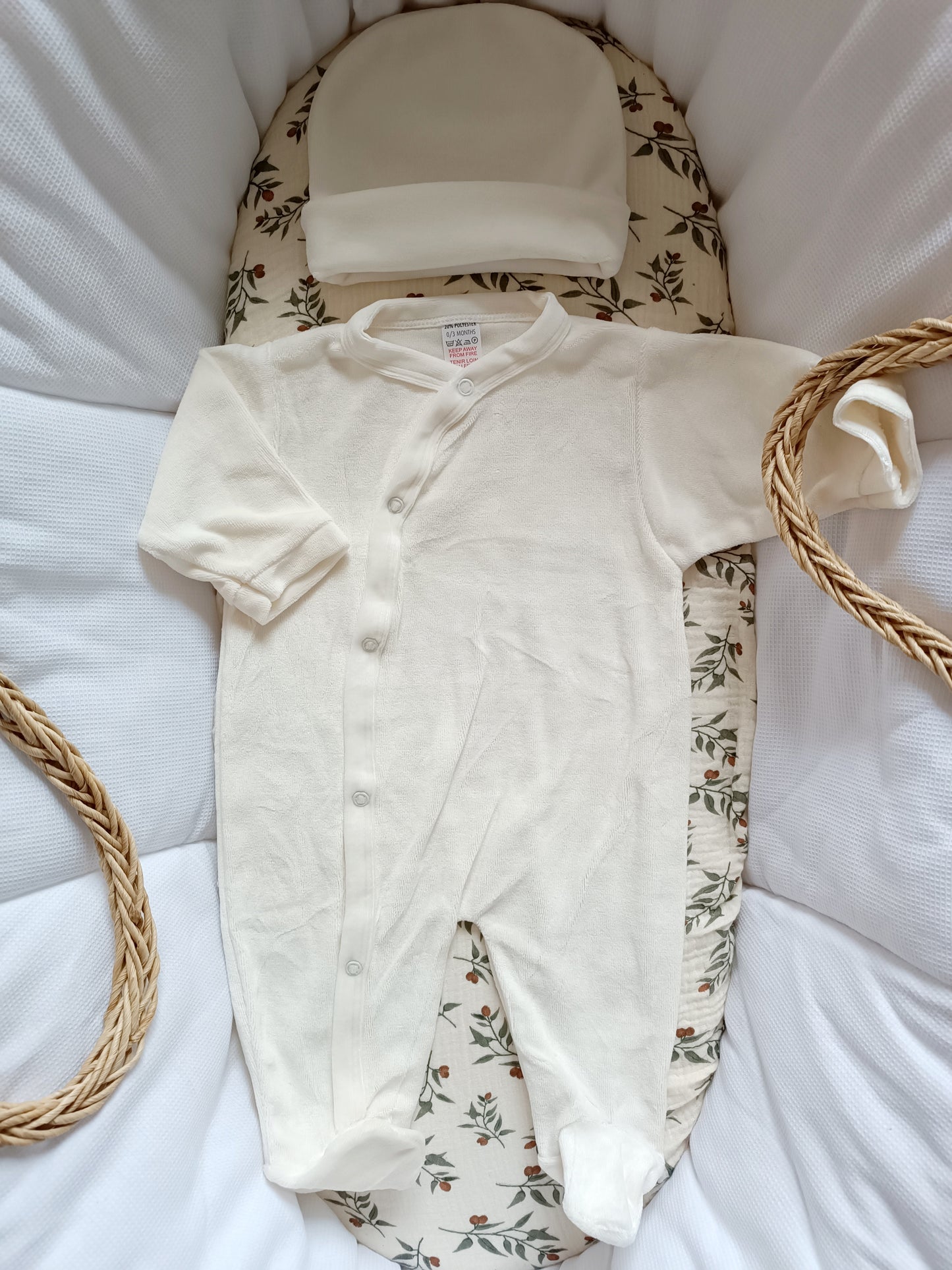 Ensemble pyjama velours naissance 0/3 mois 100% coton 5 pièces crème