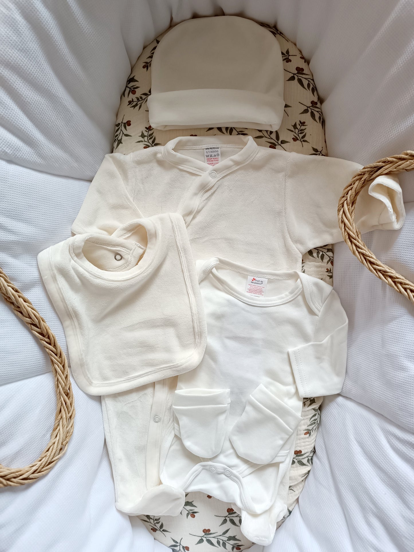 Ensemble pyjama velours naissance 0/3 mois 100% coton 5 pièces crème