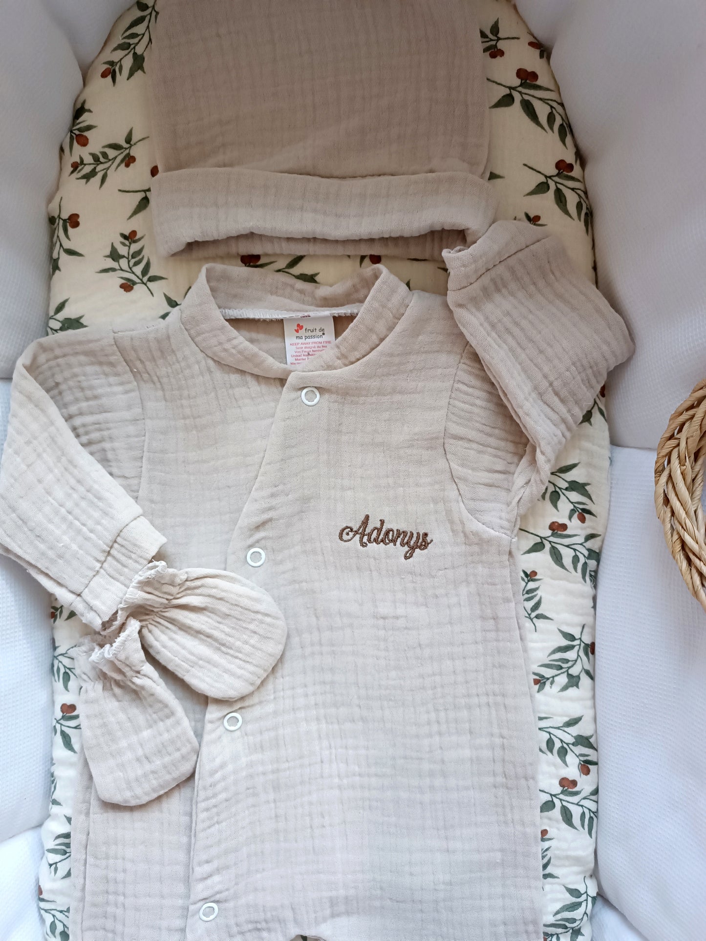 Ensemble complet pyjama en gaze de coton beige 0/3 mois