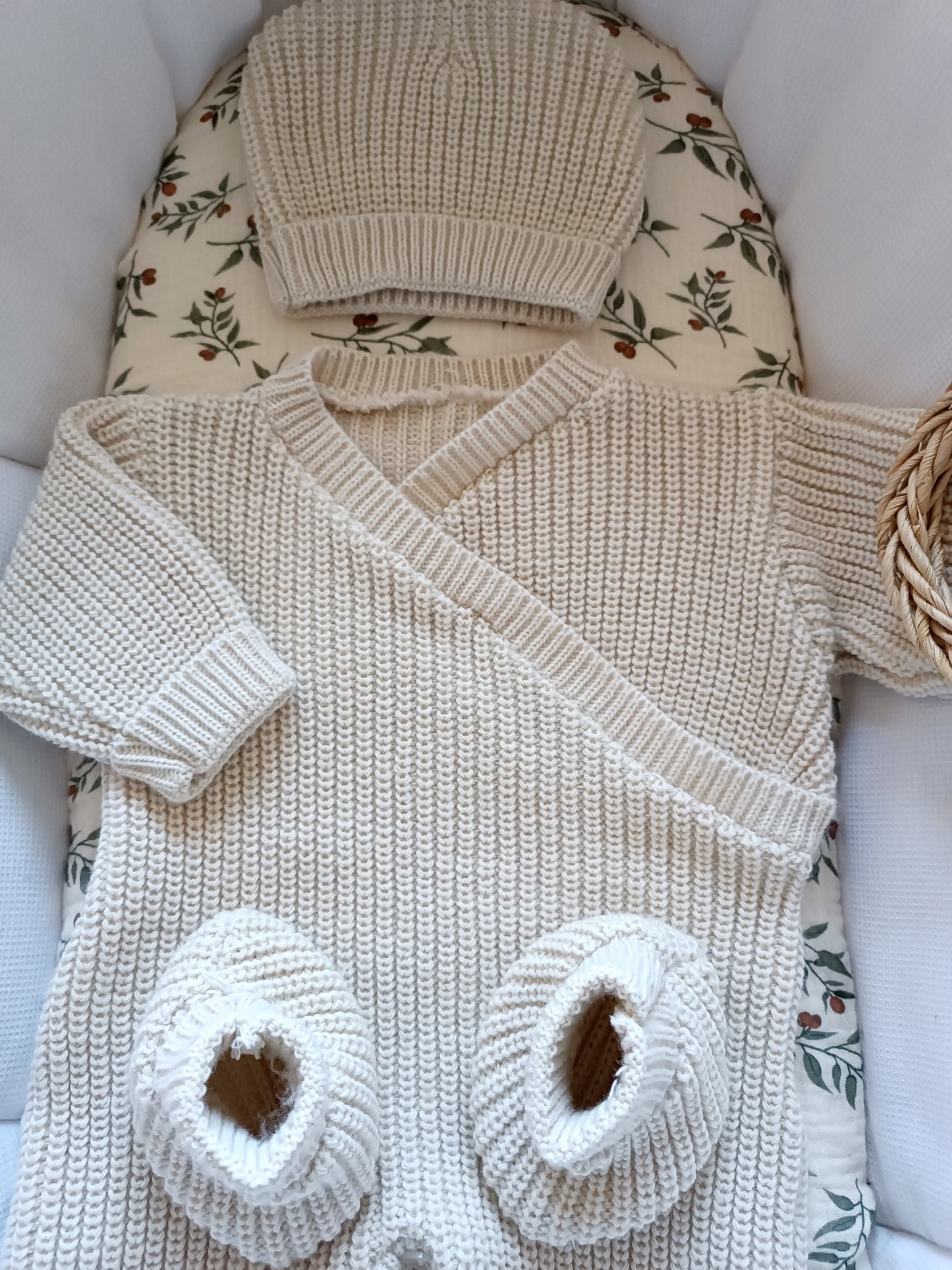 Ensemble combinaison maille beige croisé naissance 0/3 mois - personnalisable -