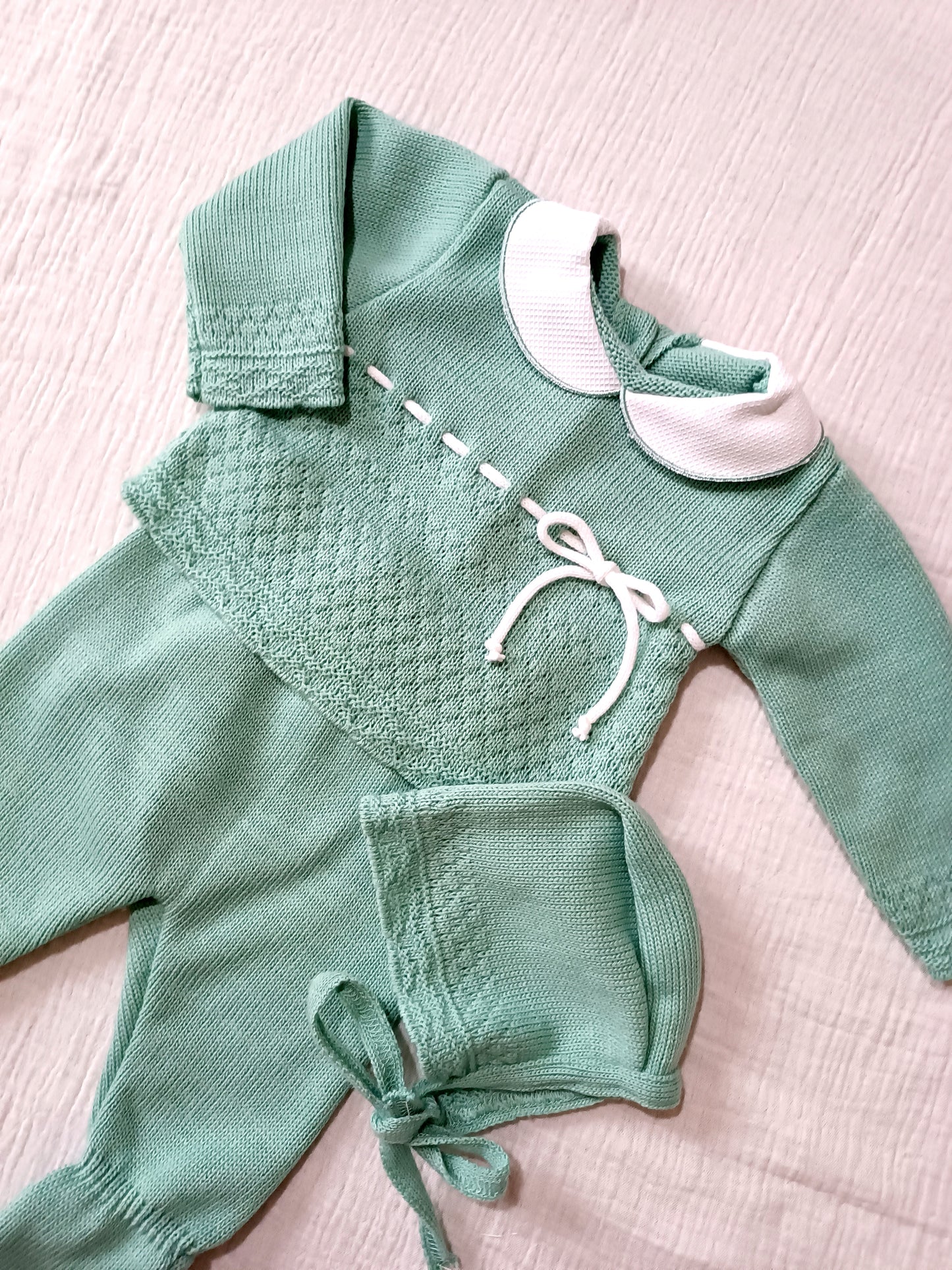 Ensemble complet naissance avec détails style lacet 0/3 mois - personnalisable -plusieurs couleurs