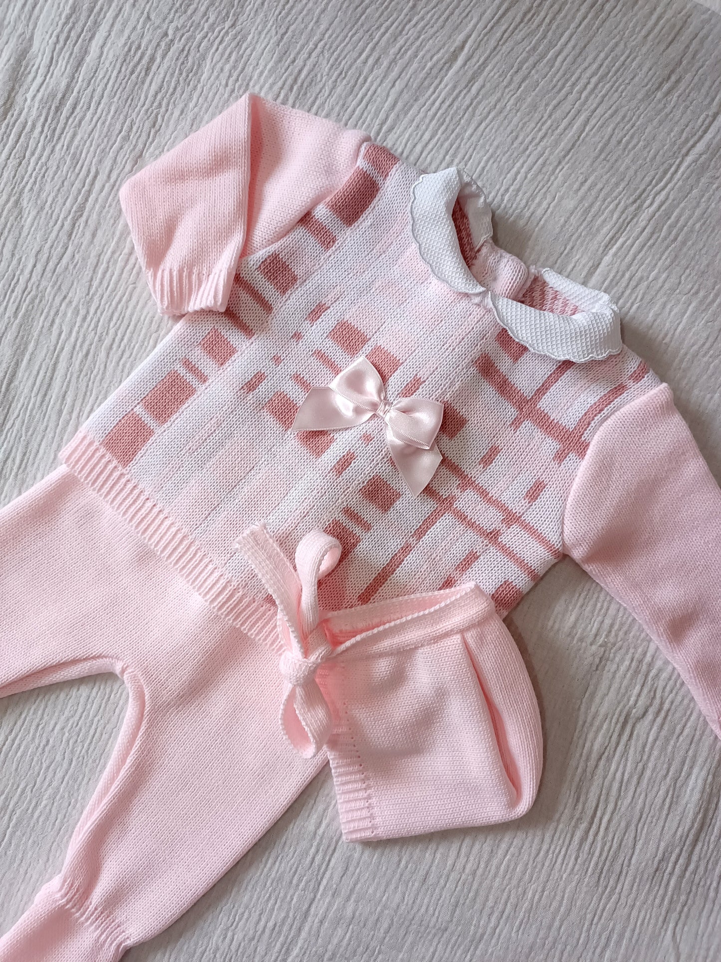 Ensemble complet naissance carreaux avec noeud 0/3 mois - personnalisable - plusieurs couleurs