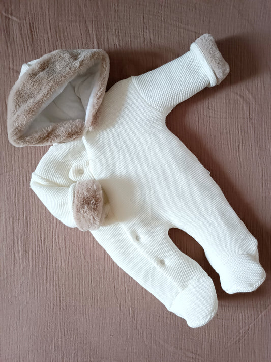 Combinaison pilote en tricot blanc et fourrure - personnalisable - plusieurs tailles