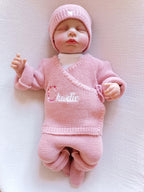 Tenue naissance vieux rose 0/3 mois - avec Lettre Fleuries à personnaliser + coeurs - personnalisable -