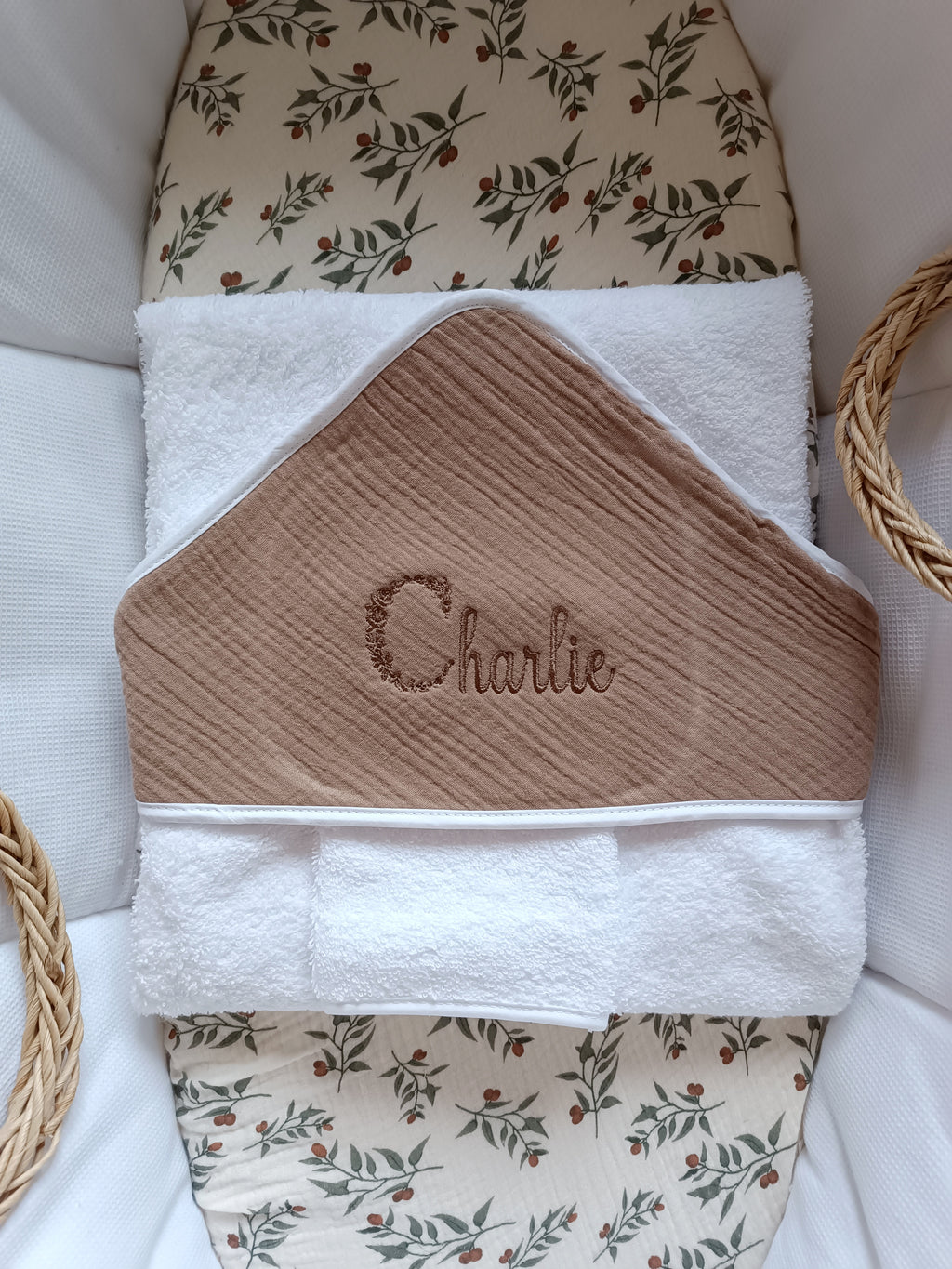 Cape de bain en gaze de coton marron - personnalisable -