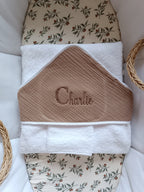 Cape de bain en gaze de coton marron - personnalisable -