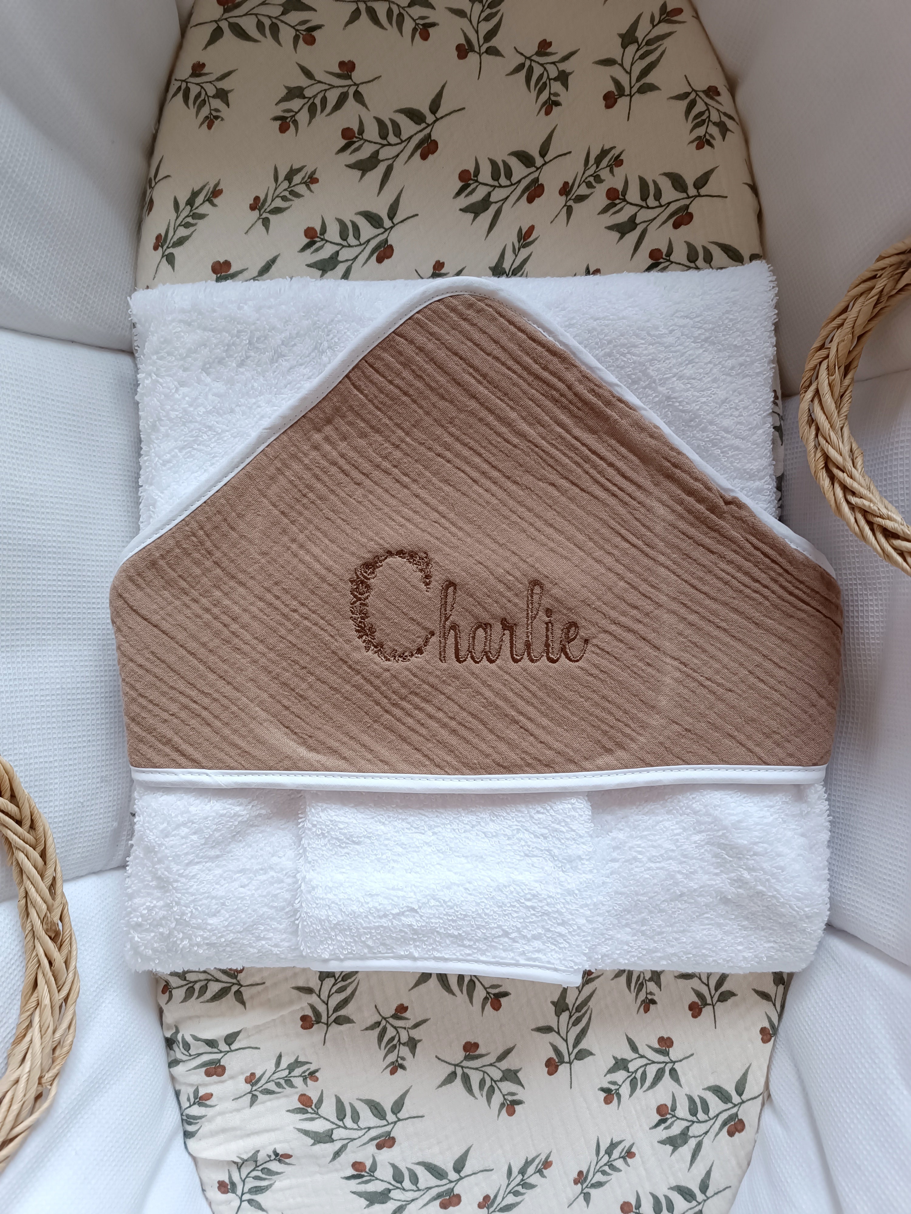 Cape de bain en gaze de coton marron - personnalisable -