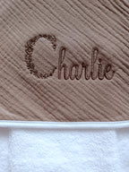 Cape de bain en gaze de coton marron - personnalisable -