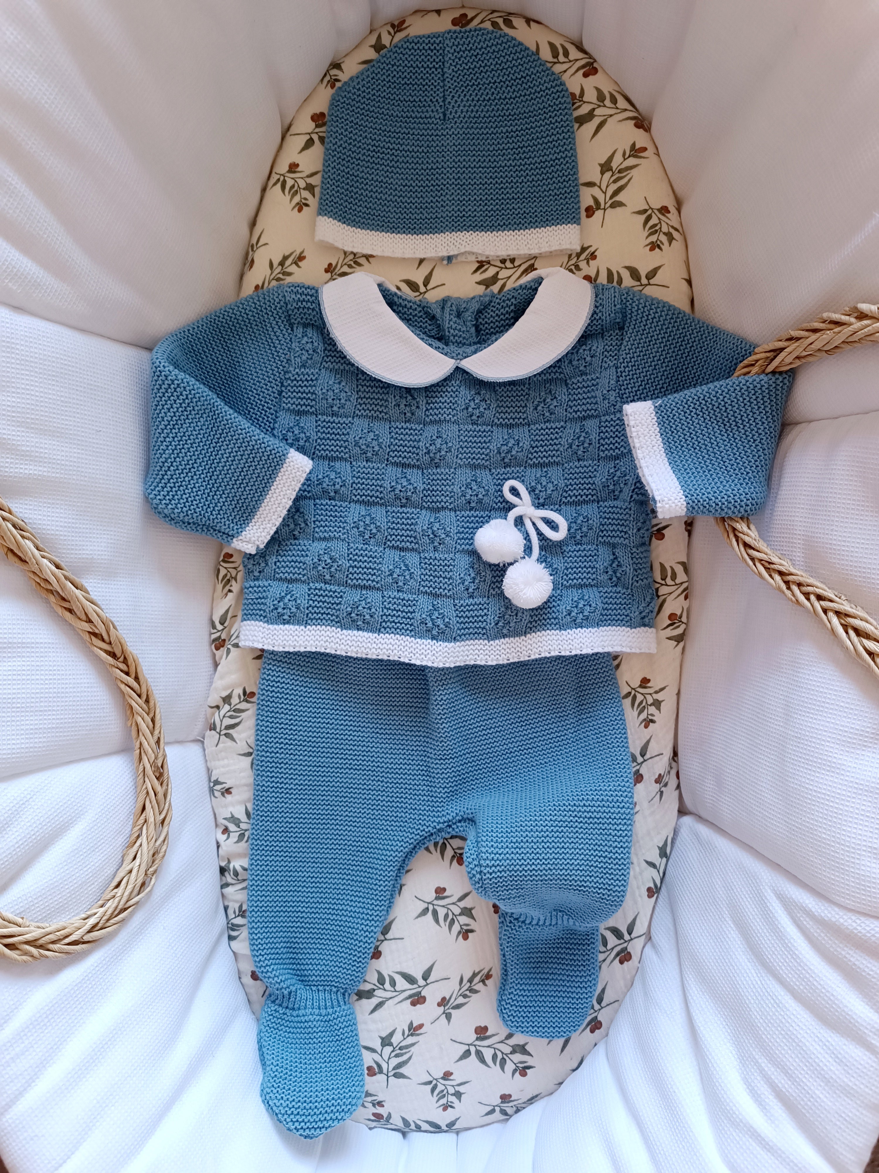 Ensemble complet naissance pompoms bleu denim 0/3 mois