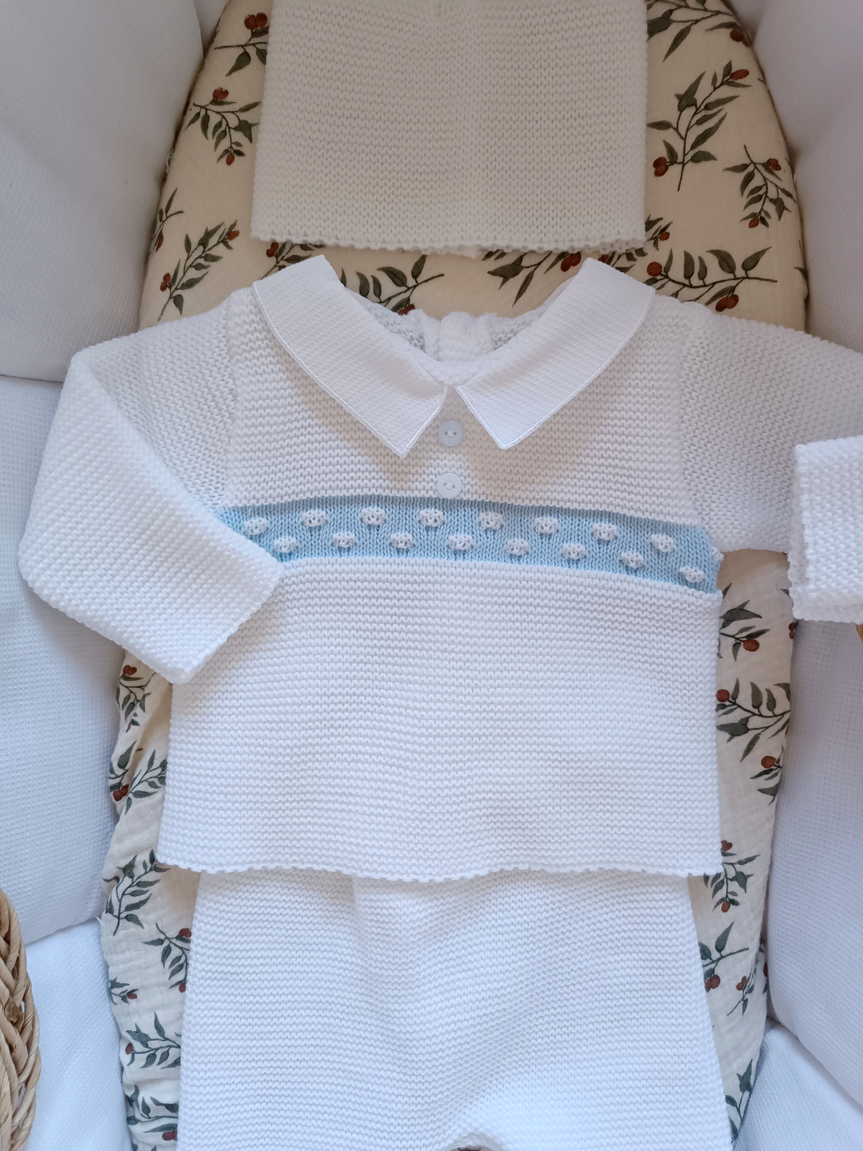 Ensemble complet naissance blanc avec bande bleu ciel 0/3 mois