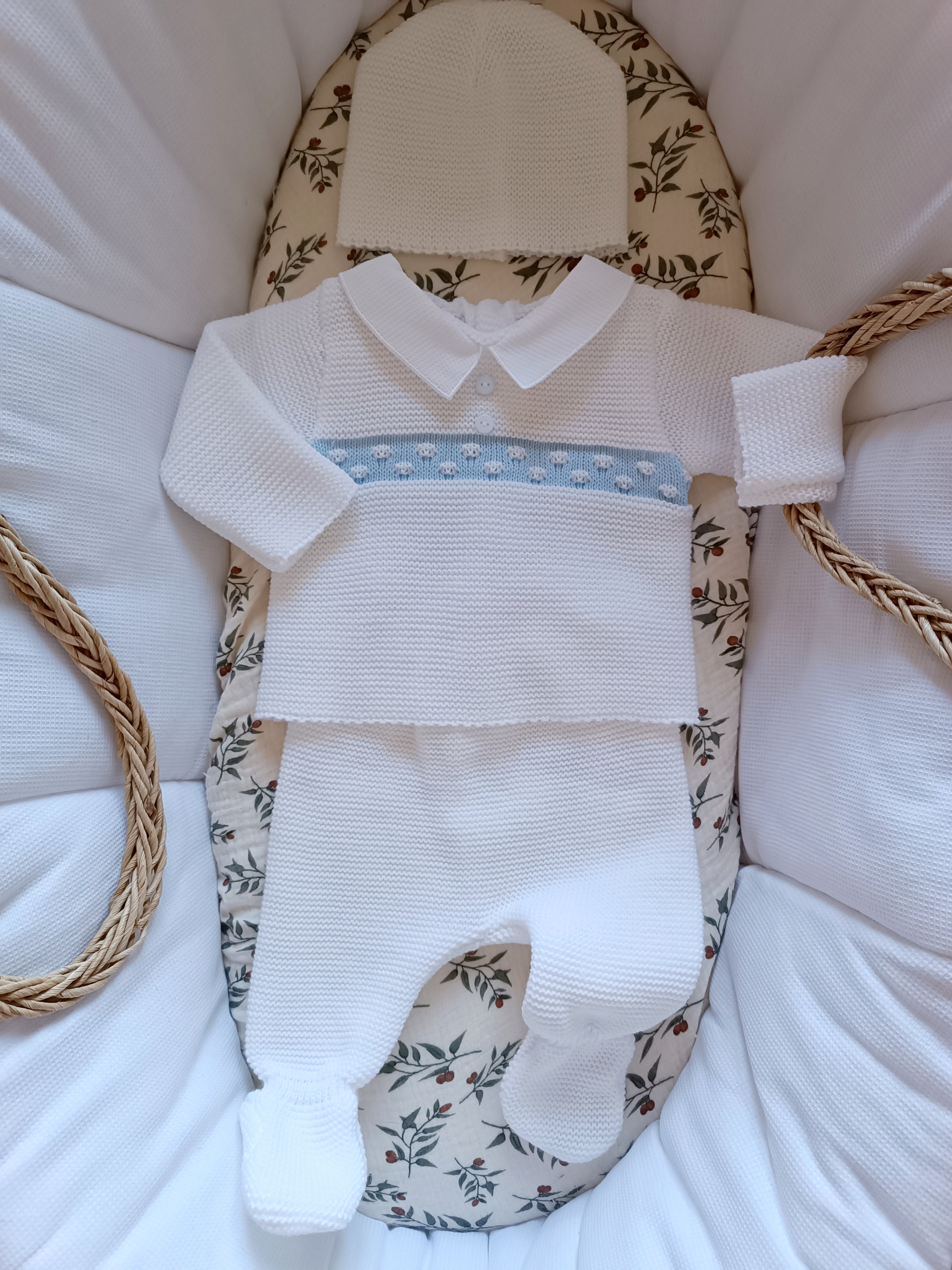 Ensemble complet naissance blanc avec bande bleu ciel 0/3 mois