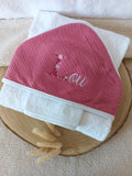 Cape de bain en gaze de coton framboise - personnalisable -