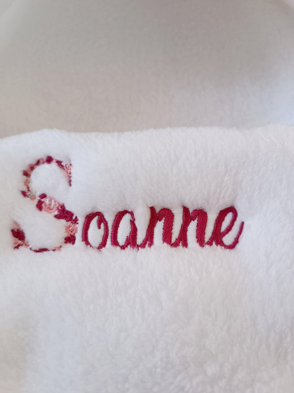 Nid d'ange en gaze de coton et polaire blanc