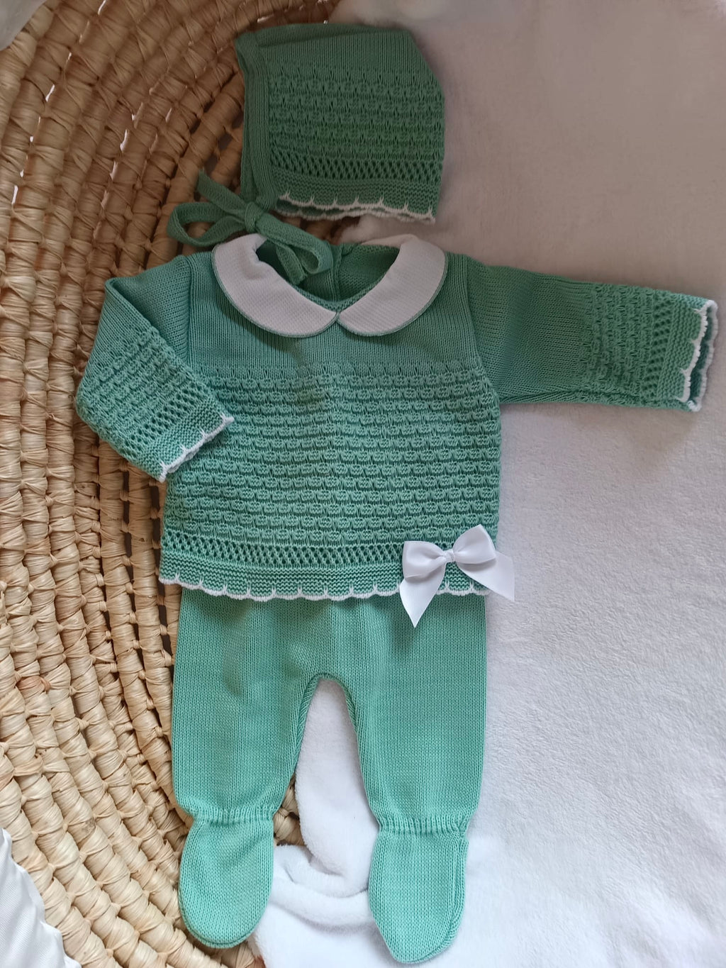 Ensemble complet naissance vert avec details noeud blanc 0/3 mois