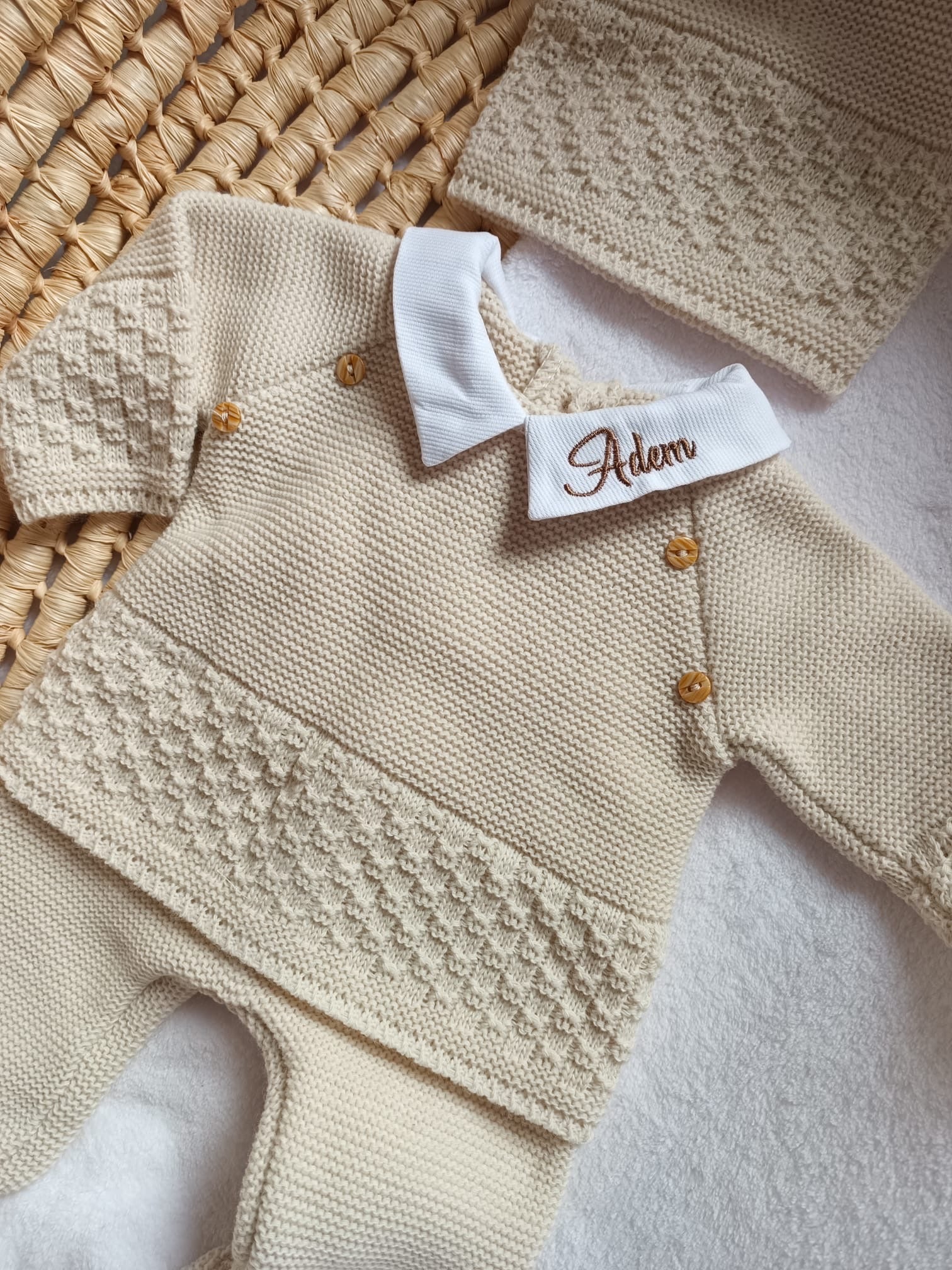 Ensemble complet naissance beige 0/3 mois avec boutons bois