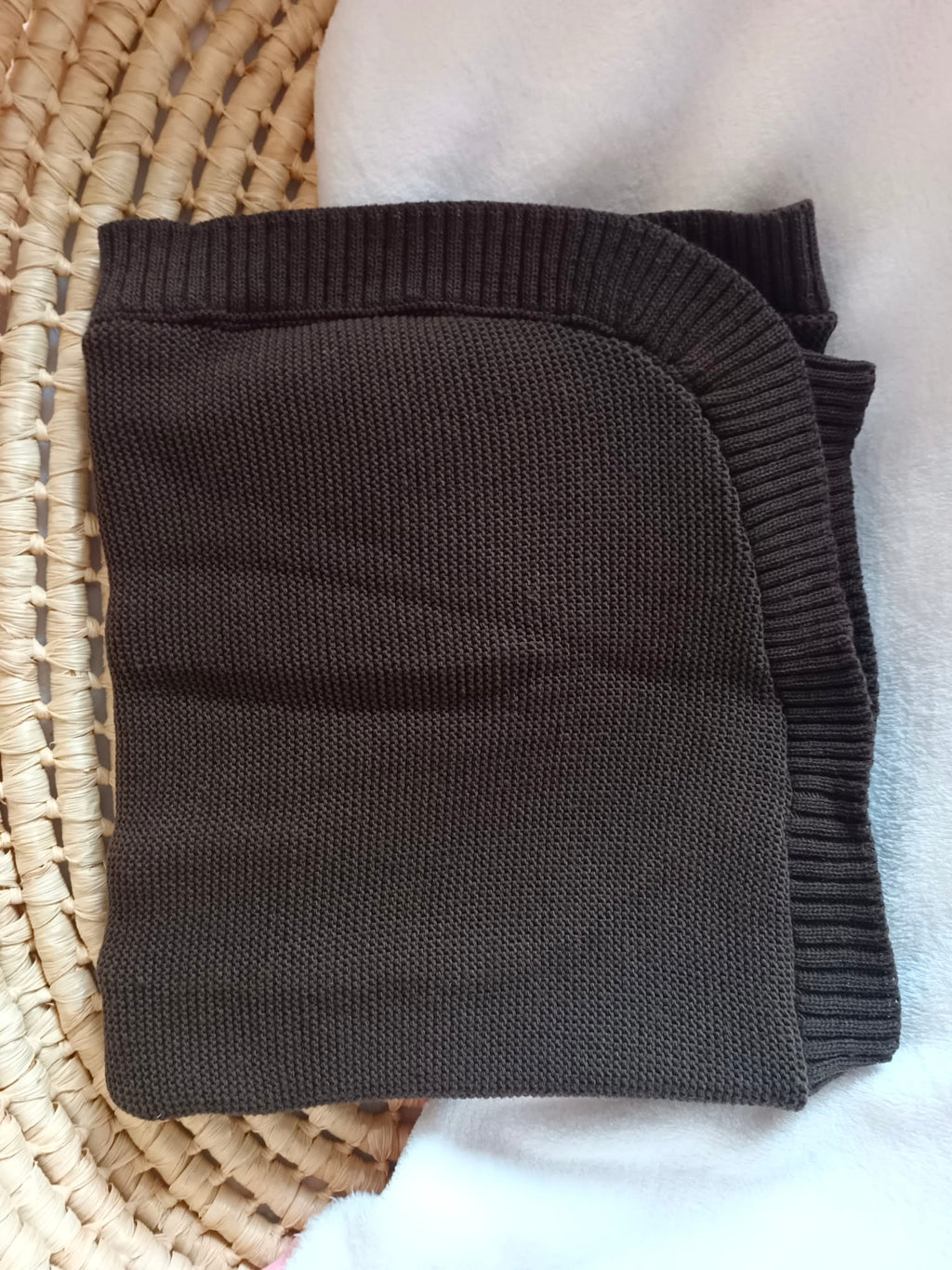 Couverture en maille marron - personnalisable -