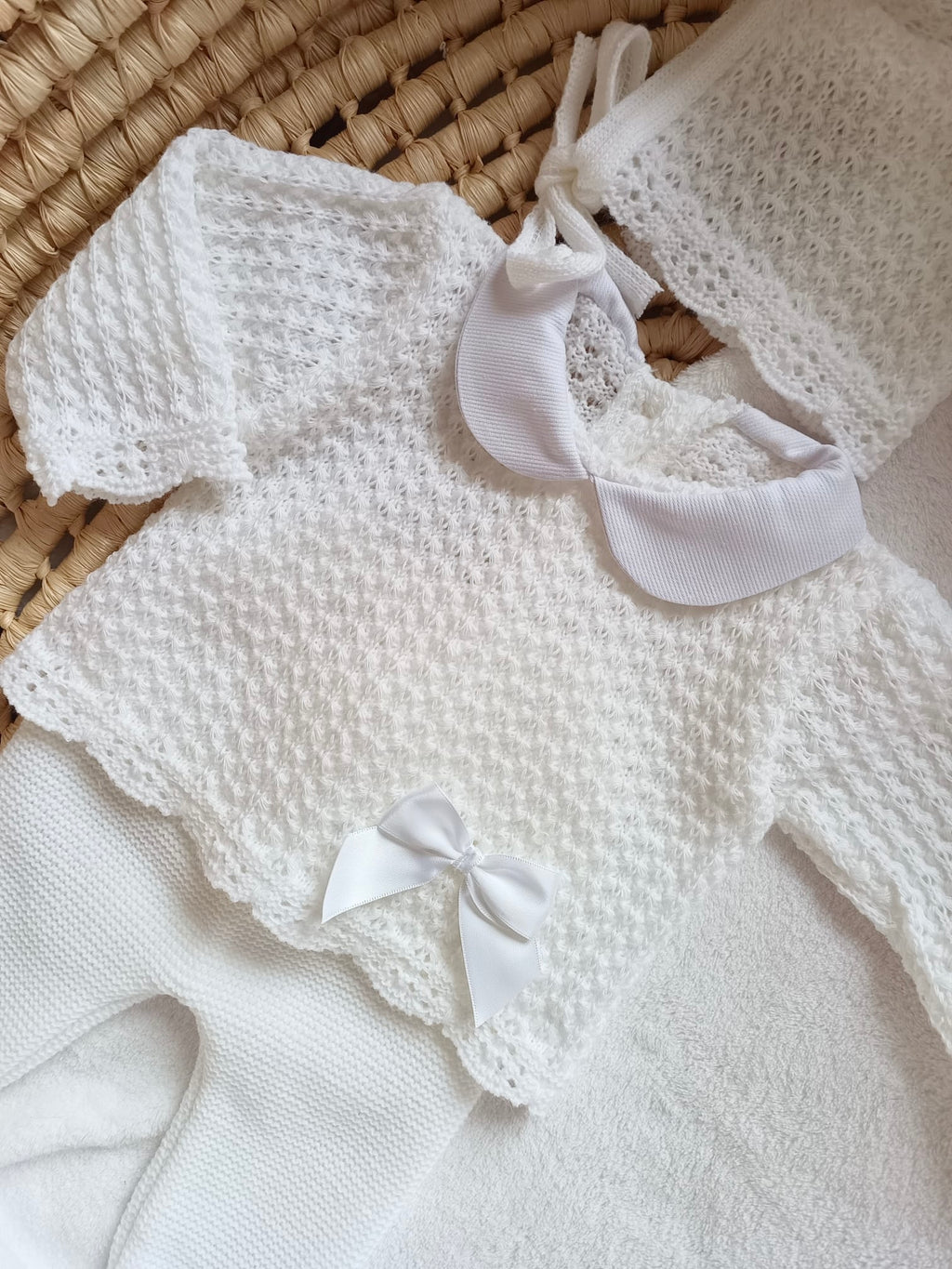 Ensemble complet blanc détails noeud satiné blanc 0/3 mois