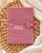 Protège carnet de santé personnalisé bébé en gaze de coton – Avec nœud