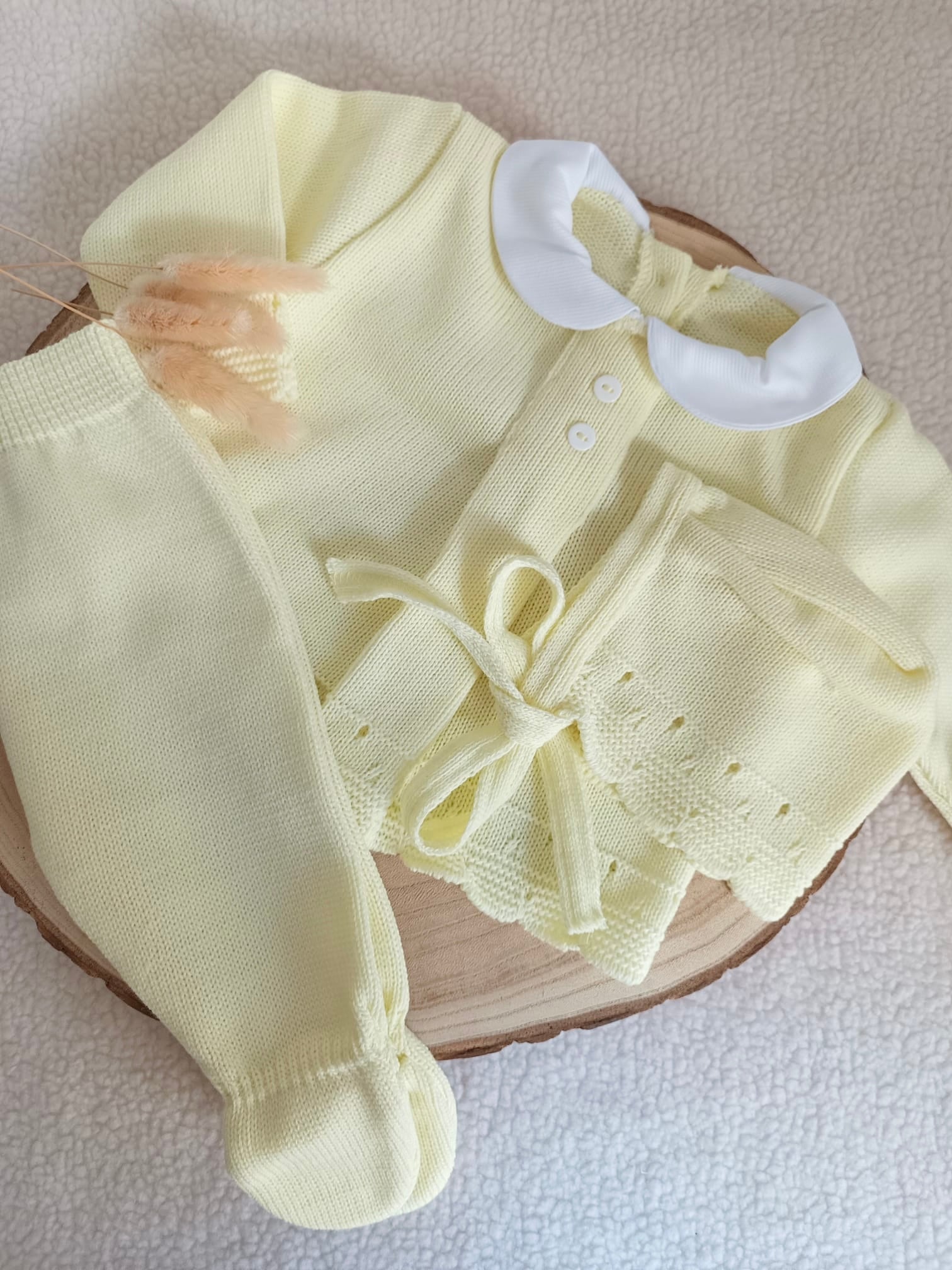 Ensemble complet naissance jaune 0/3 mois
