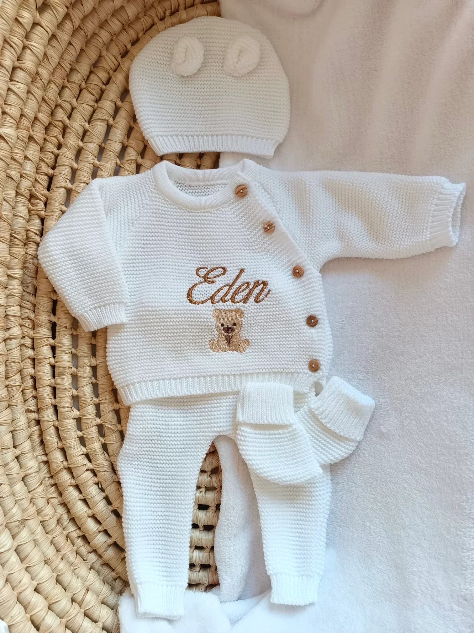 Tenue de naissance personnalisée 4 pièces bonnet oreilles ours – 0-3 mois