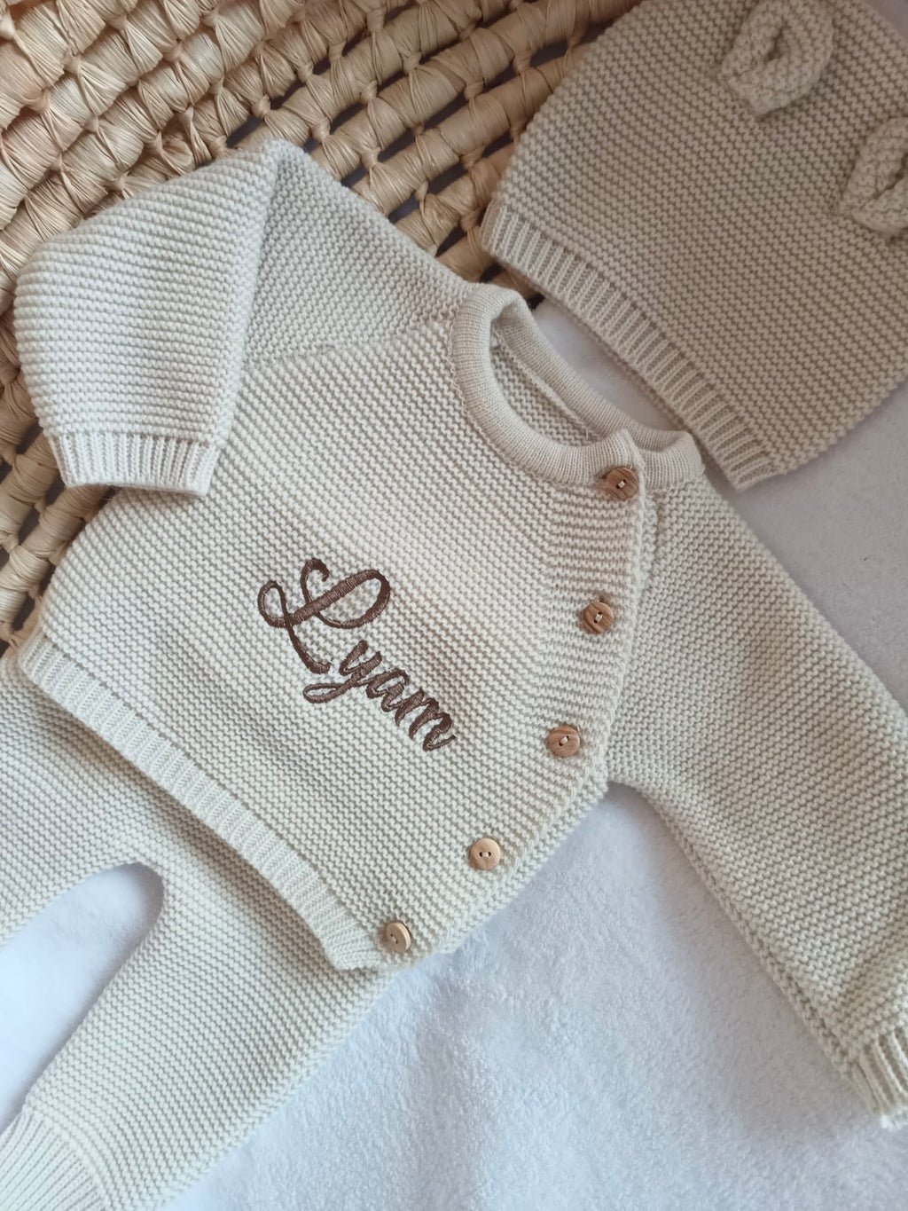 Tenue naissance beige 0/3 mois - oreilles ours - personnalisable - NOUVEAU MODEL AVEC BONNET OREILLES OURS