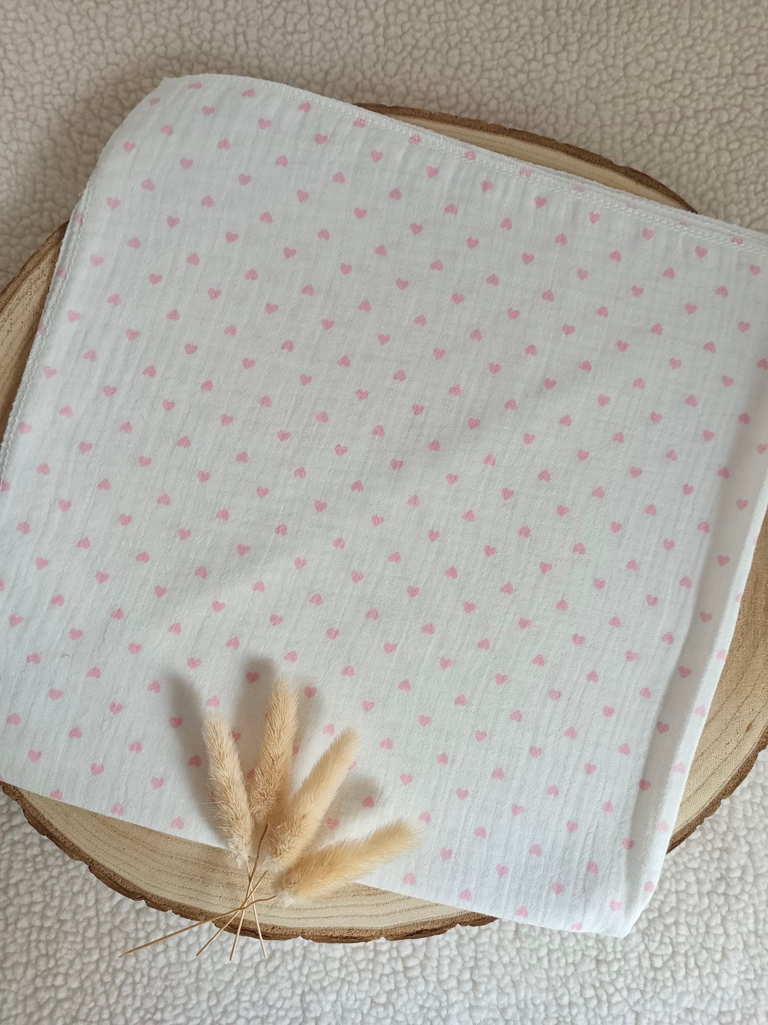 Lange en gaze de coton blanc avec cœurs rose 60*60 personnalisable