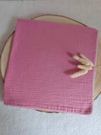 Lange en gaze de coton framboise/fushia 60*60 personnalisable