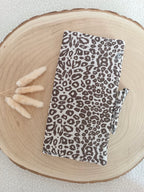 Protège livret de famille en gaze de coton beige léopard - personnalisable -