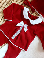 Ensemble complet rouge avec détails blanc 0/3 mois