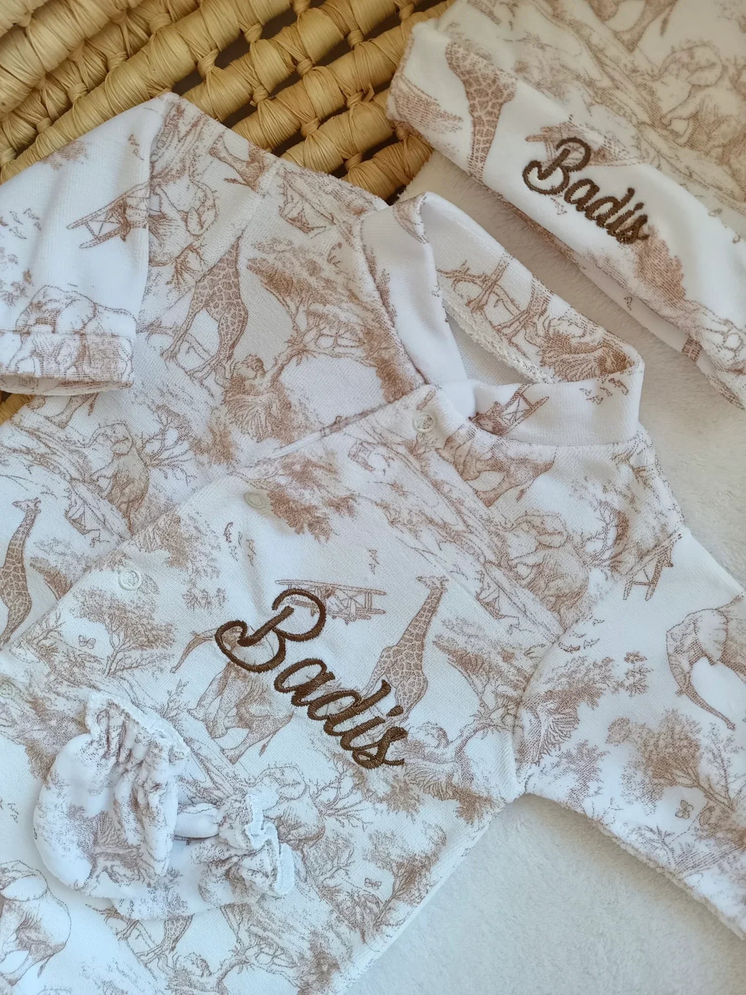 Pyjama bébé velours 3 pièces personnalisé – Safari