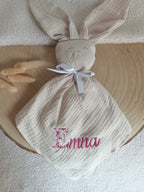 Doudou lapin en gaze de coton beige