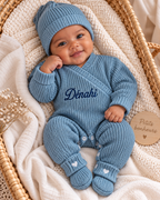 Combinaison naissance personnalisée en maille croisée – ensemble 3 pièces