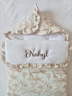 Nid d'ange en gaze de coton safari tons beige et polaire blanc