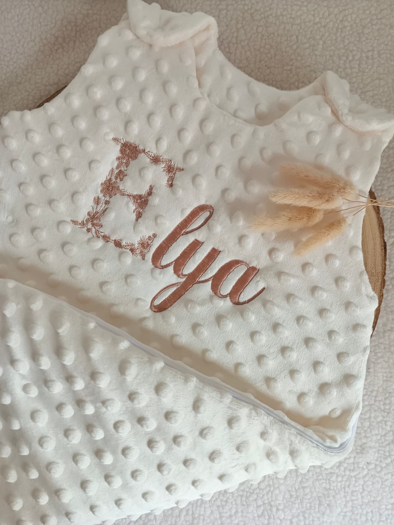 Gigoteuse en miky crème
