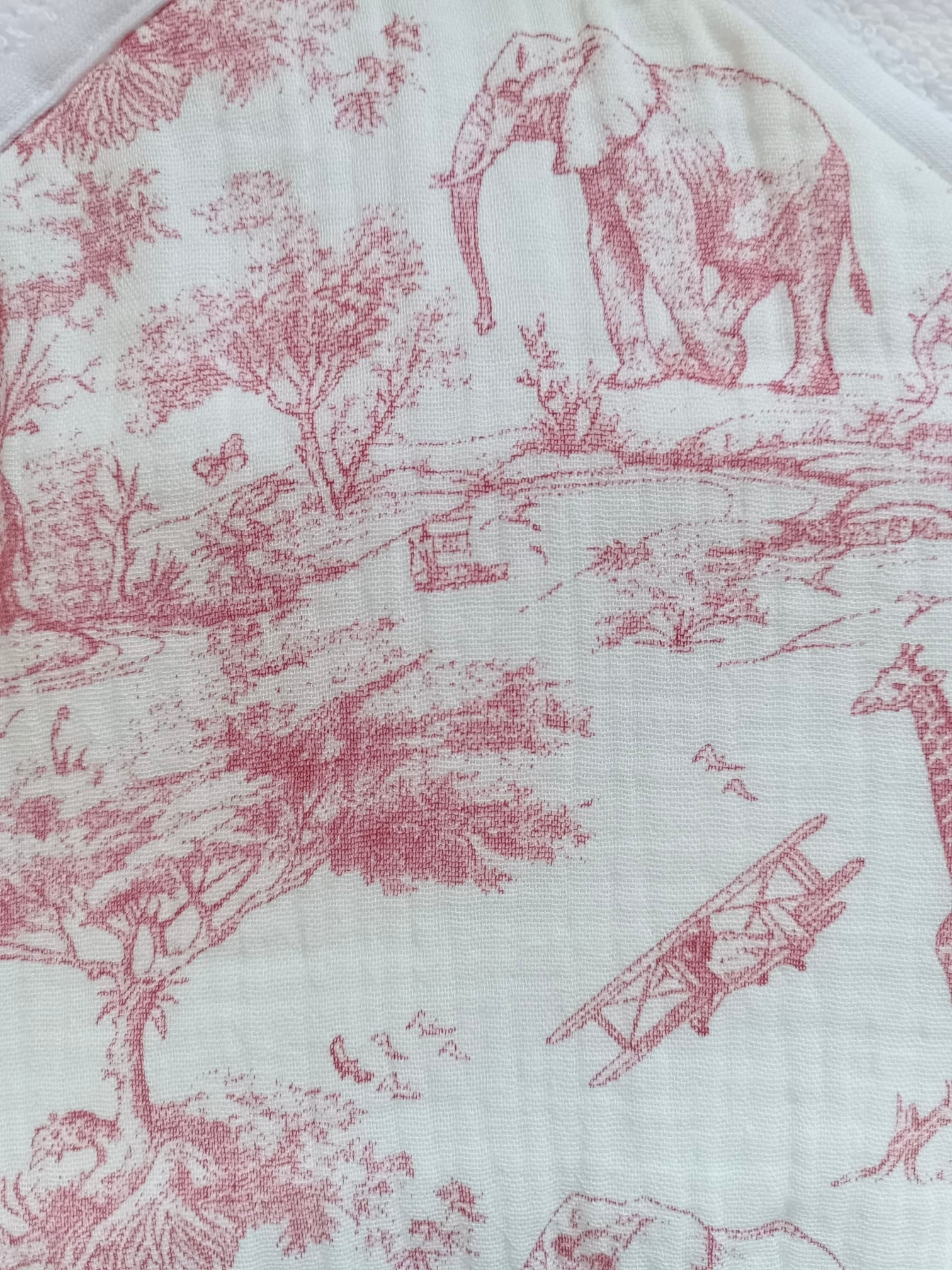 Cape de bain en gaze de coton safari rose/fushia - personnalisable -